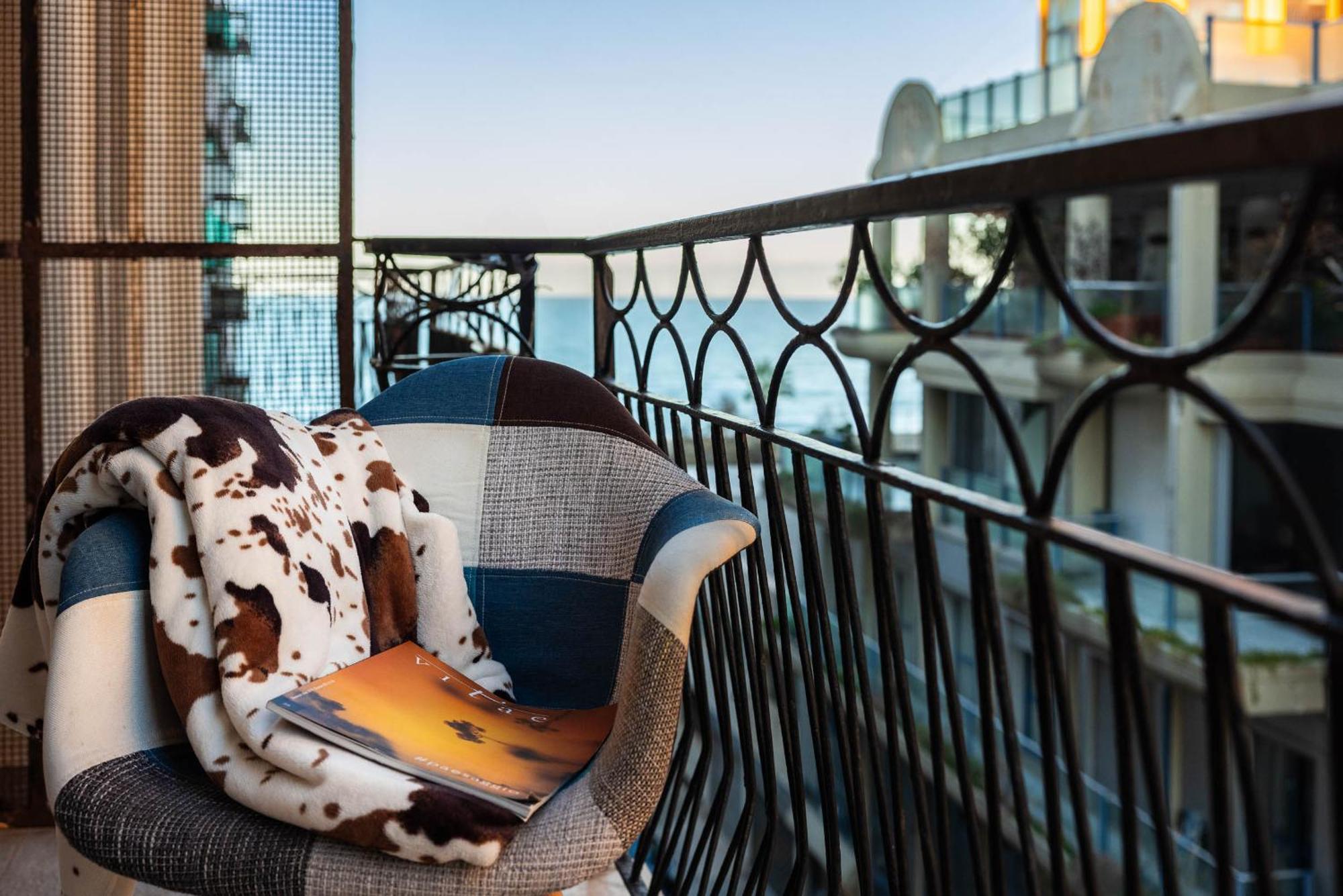 Casa Dei Visionari - Mare Apartment บารี ภายนอก รูปภาพ