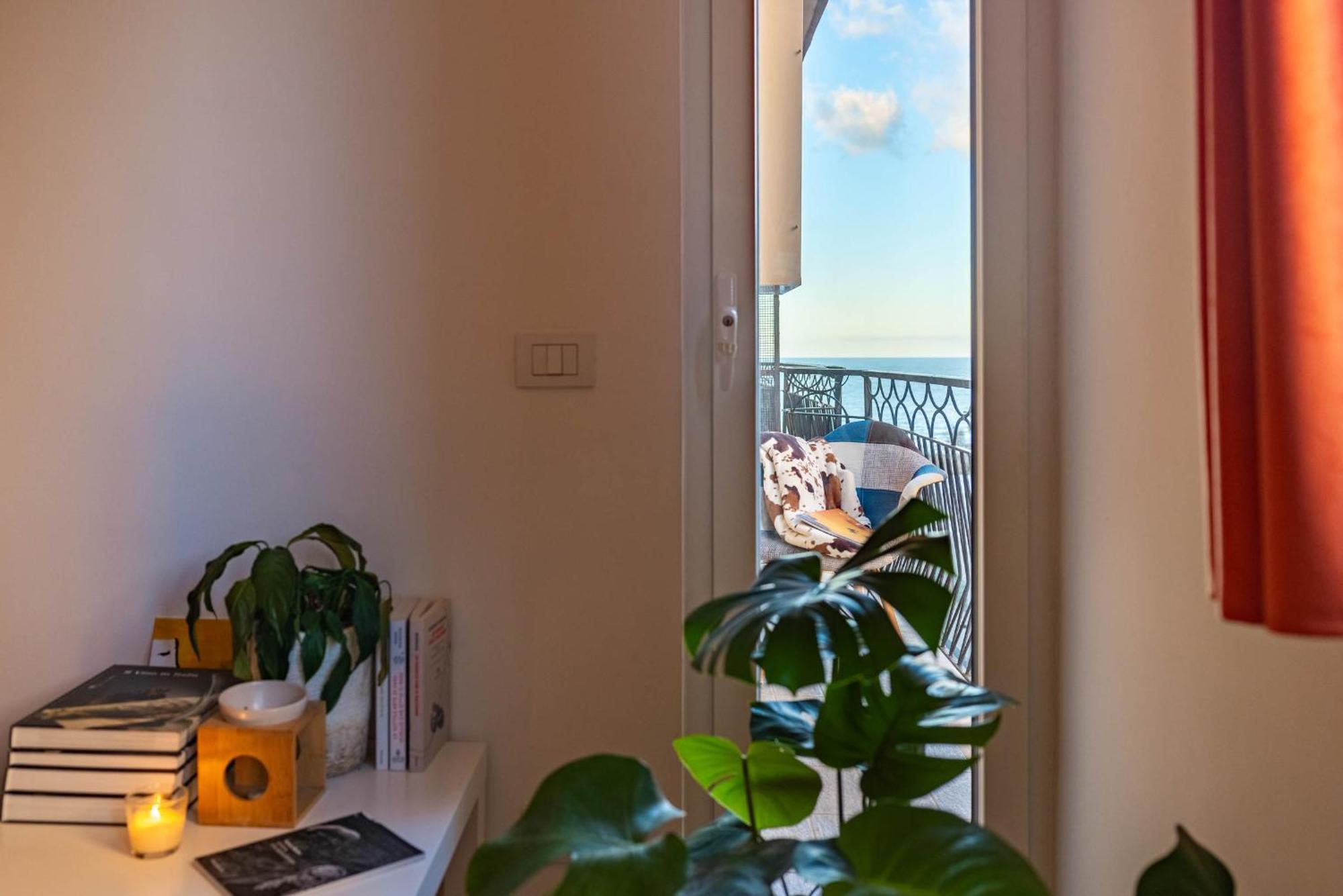 Casa Dei Visionari - Mare Apartment บารี ภายนอก รูปภาพ